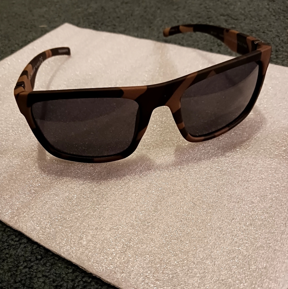 Men's camo sunglasses